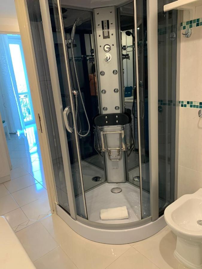 "White Mermaid" - Sorrento Downtown Sea View Apartment Экстерьер фото